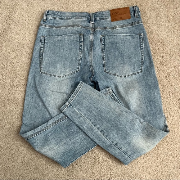 One X One Teaspoon FreeBirds II Low Waist Stretch Jeans Fitted Leg Light Wash - Picture 4 of 11